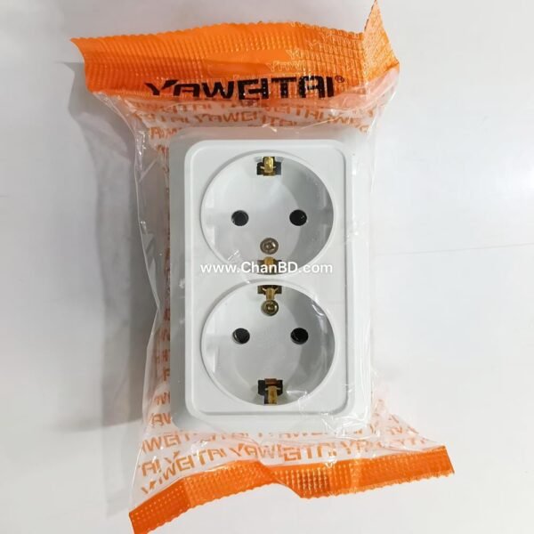 DOUBLE WHITE SOCKET 2PIN+GROUND