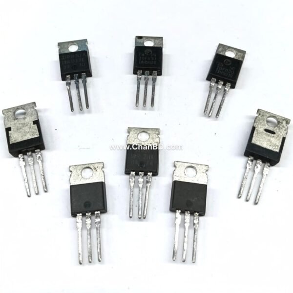 The IRF830 is a popular, high-voltage, N-channel power MOSFET widely used in switching voltage regulators, DC-DC converters, and motor control circuits. It features a maximum drain-to-source voltage of 500 V, a continuous drain current of 4.5 A, and an on-state resistance of 1.5 Ω.